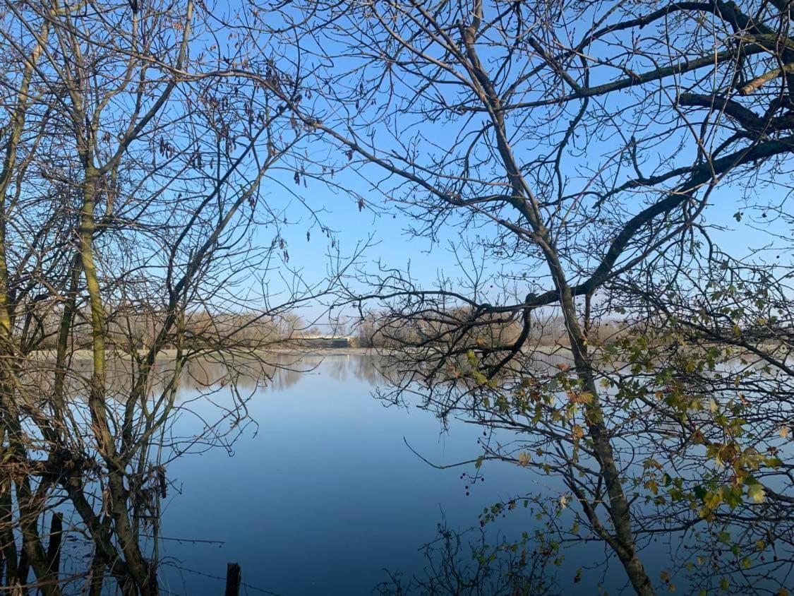 Villa Les Annexes à Verdun-sur-le-Doubs Extérieur photo